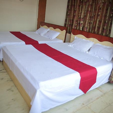 פורי Provanil Guest House מראה חיצוני תמונה