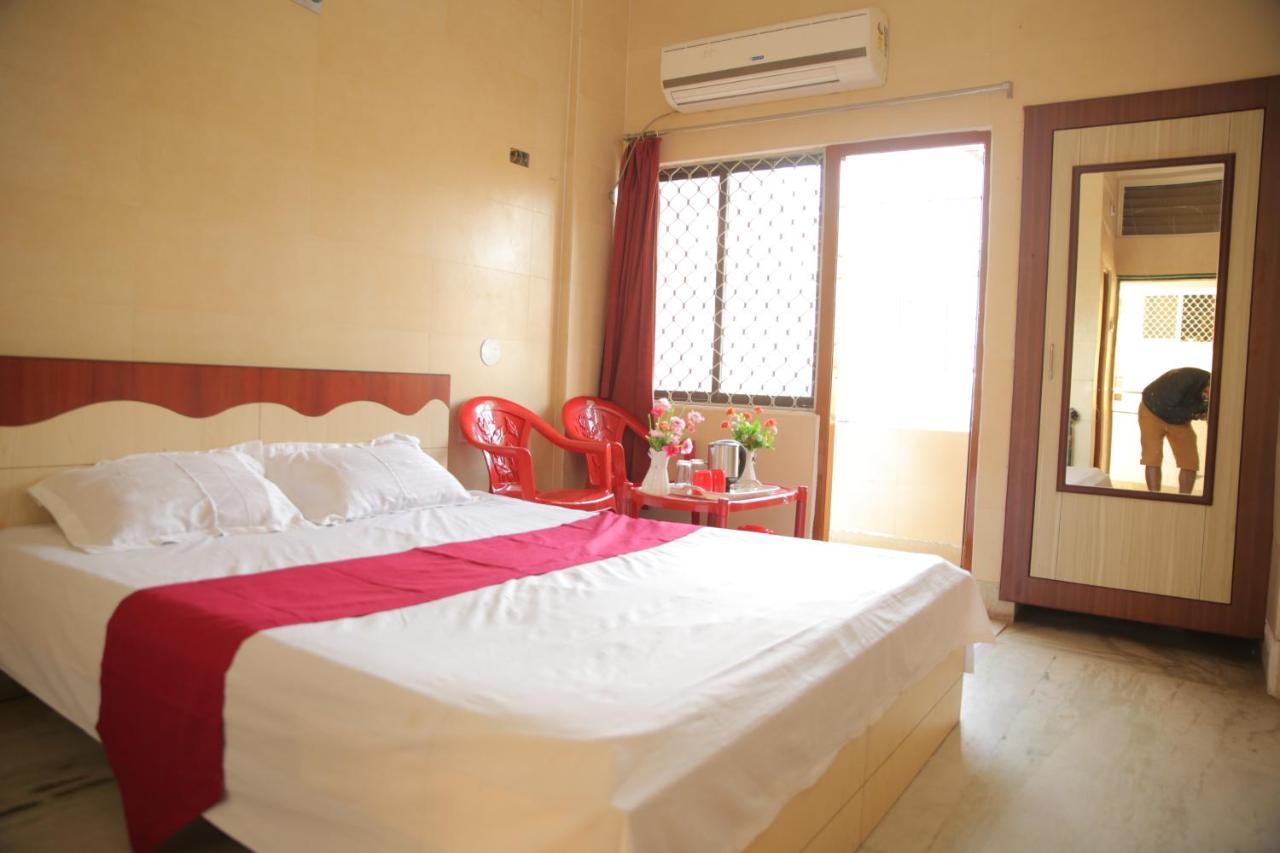 פורי Provanil Guest House מראה חיצוני תמונה